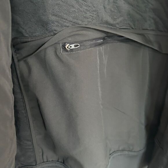 Lululemon Men’s Rare Packable Dark Gray Jacquard Knit Bomber Jacket - M - EUC - Picture 9 of 14